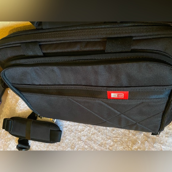 Case Logic computer Case - Picture 2 of 5